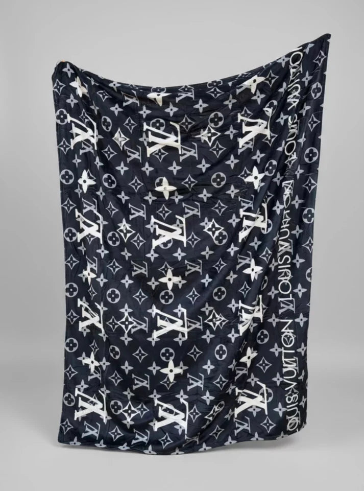 Black Large Logo Luxe Blanket