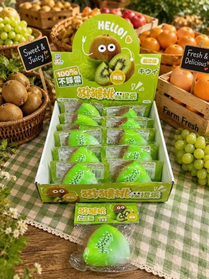 Kiwi Squishy