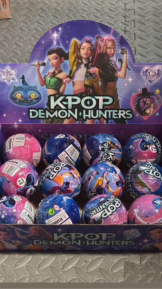 K Pop Demon Hunters Mystery Ball